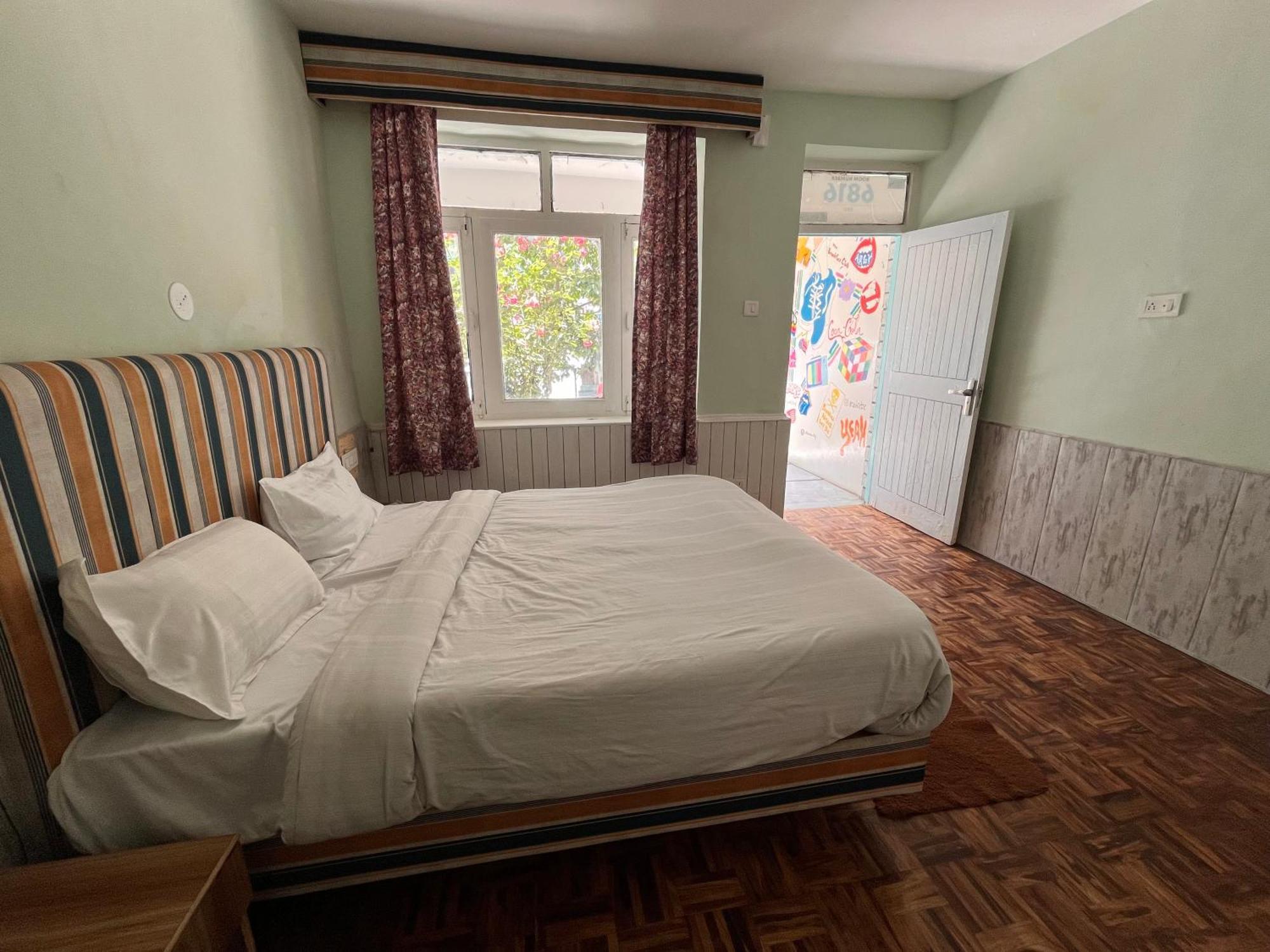 Hotel English Rose, #Personal Parking, #Petfriendly, #Garden, #Bonfire Under The Stars Манали Экстерьер фото