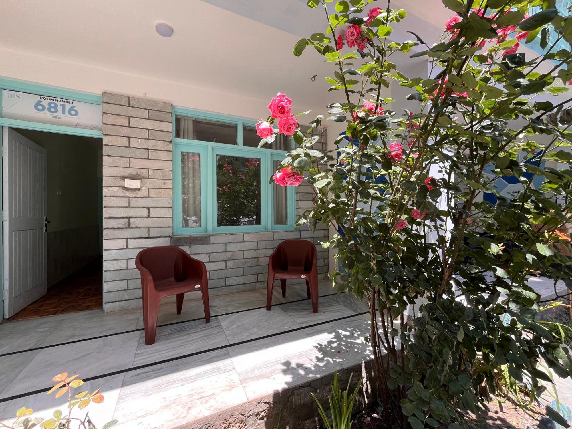 Hotel English Rose, #Personal Parking, #Petfriendly, #Garden, #Bonfire Under The Stars Манали Экстерьер фото