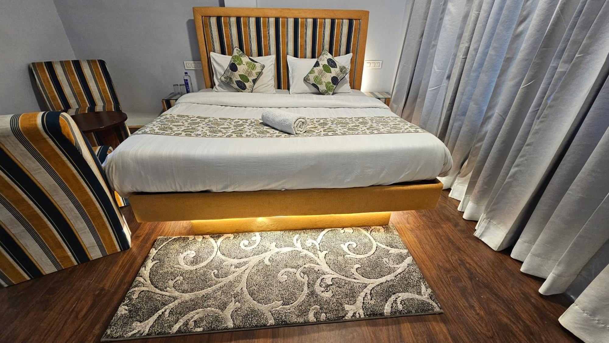 Hotel English Rose, #Personal Parking, #Petfriendly, #Garden, #Bonfire Under The Stars Манали Экстерьер фото