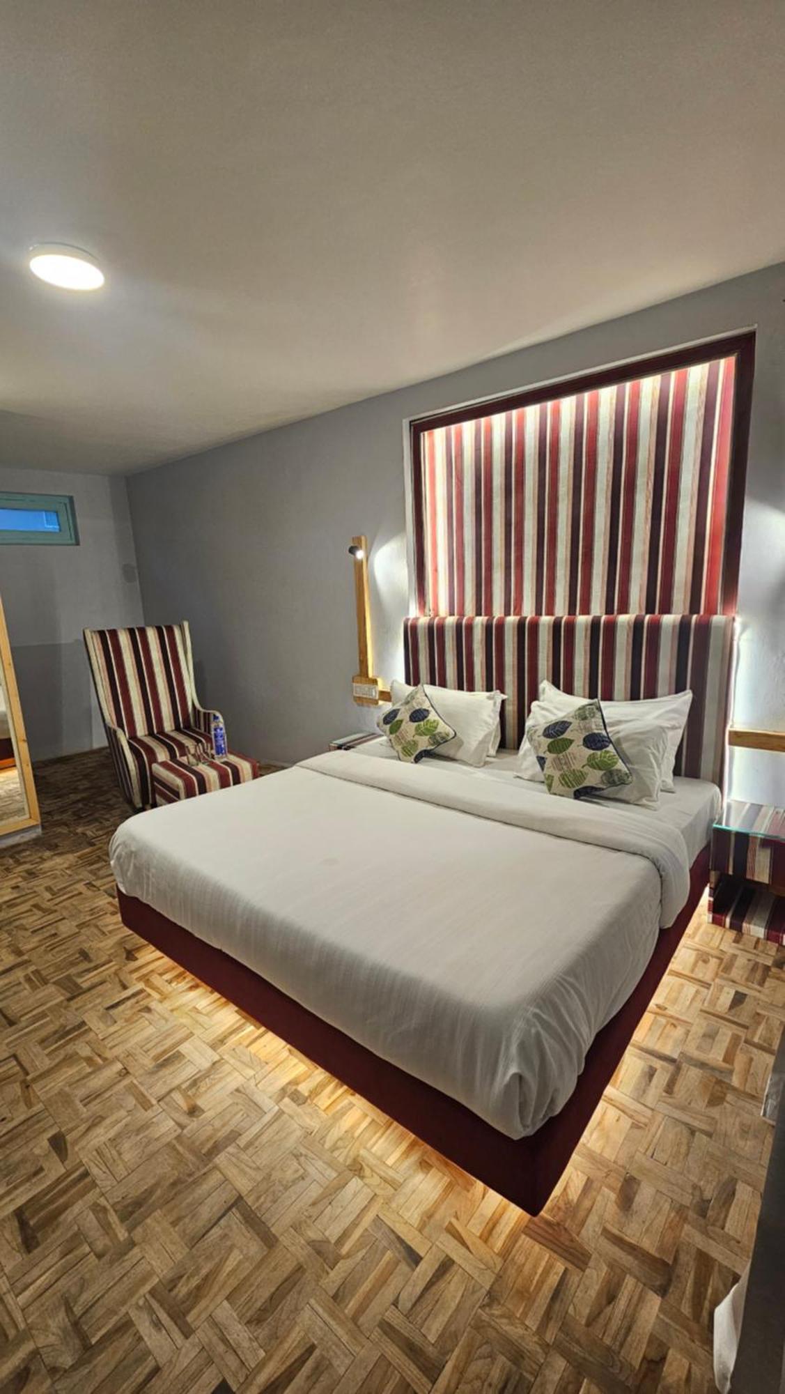 Hotel English Rose, #Personal Parking, #Petfriendly, #Garden, #Bonfire Under The Stars Манали Экстерьер фото