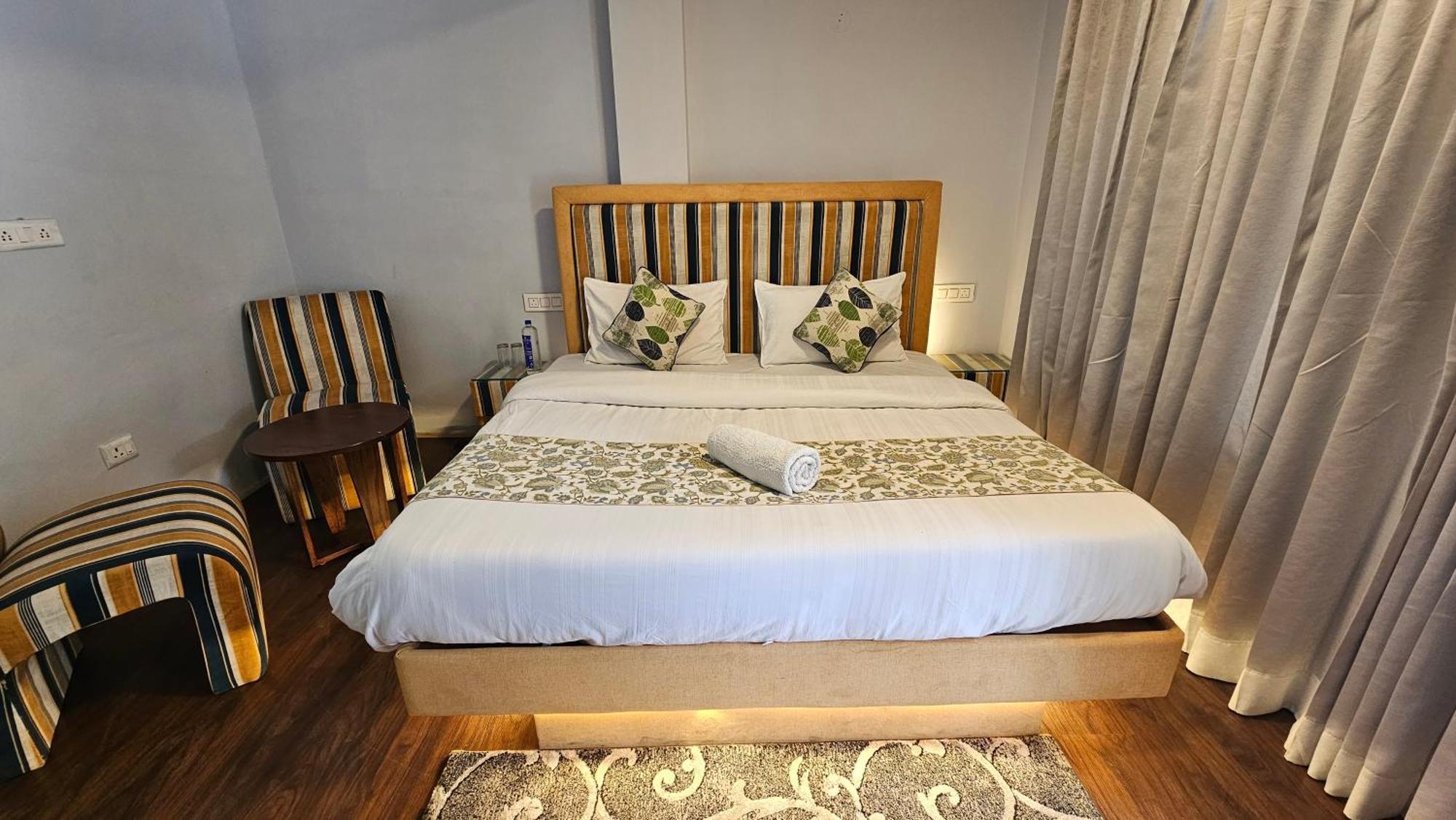 Hotel English Rose, #Personal Parking, #Petfriendly, #Garden, #Bonfire Under The Stars Манали Экстерьер фото